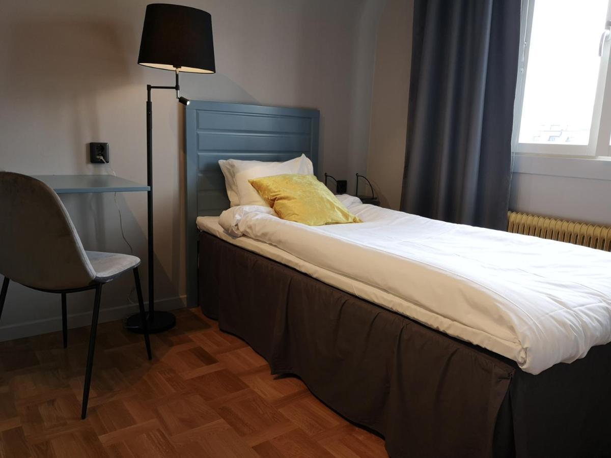 Hotell Apladalen I Vaernamo Exterior photo